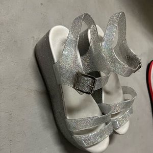 Also sandals